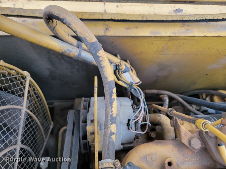 image for item LO9085 1994 John Deere 590D  excavator