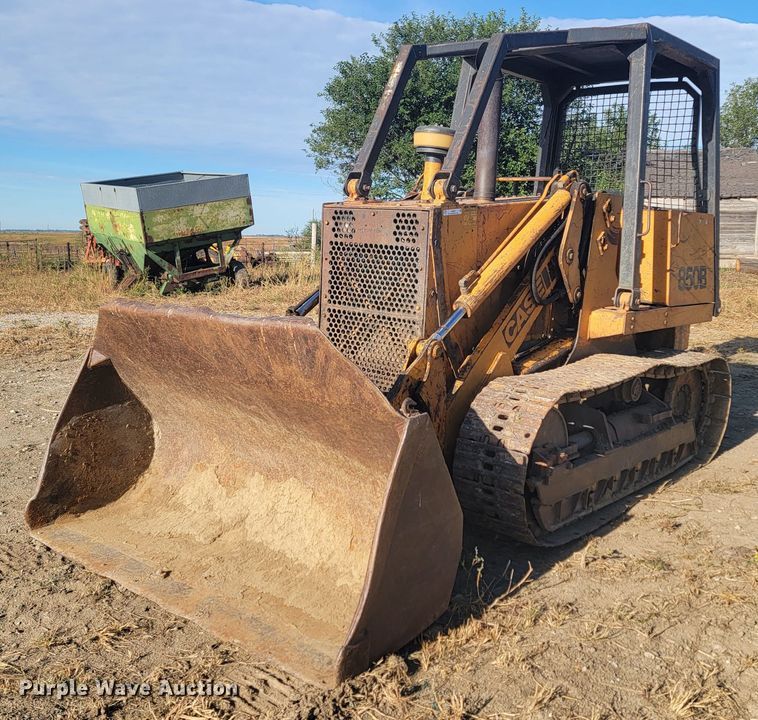 image for item LO9097 Case 850B  track loader