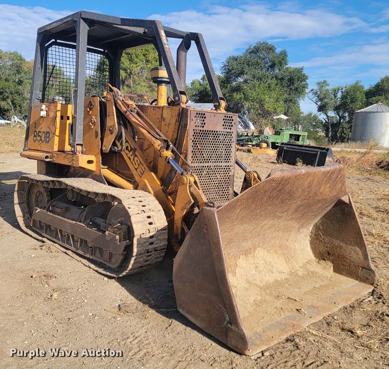 image for item LO9097 Case 850B  track loader