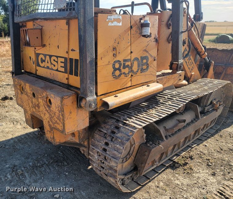 image for item LO9097 Case 850B  track loader
