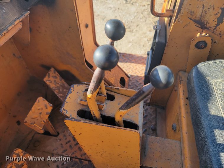 image for item LO9097 Case 850B  track loader