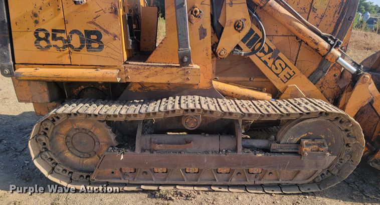 image for item LO9097 Case 850B  track loader