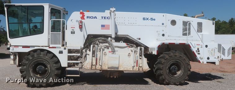 image for item LP9036 2019 Roadtec SX-5E  reclaimer