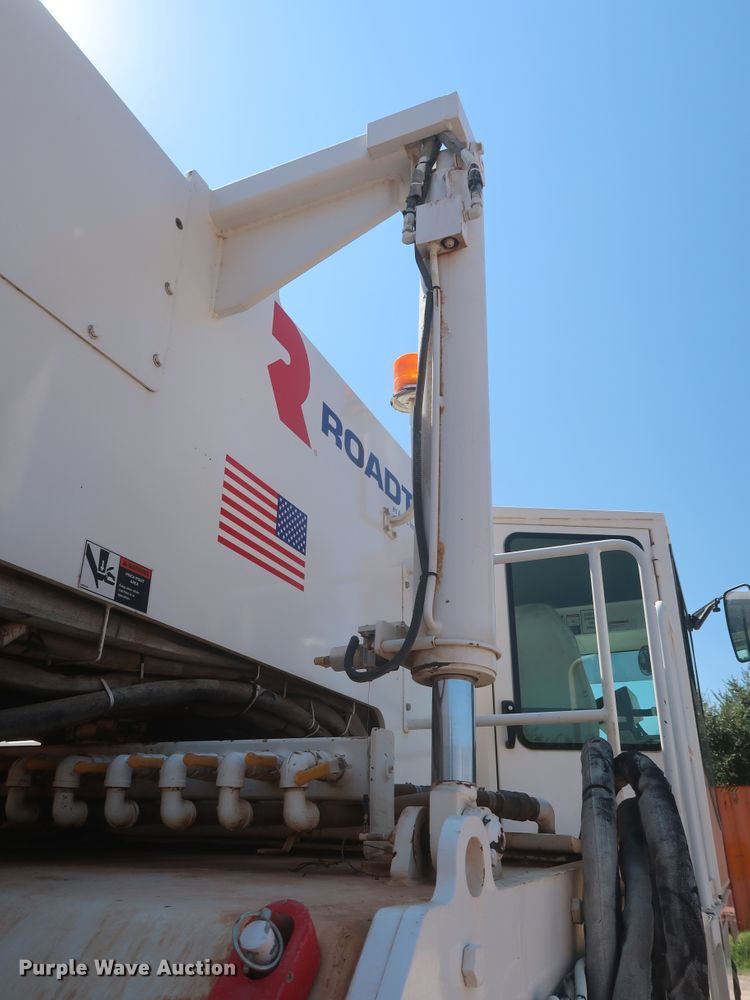 image for item LP9036 2019 Roadtec SX-5E  reclaimer