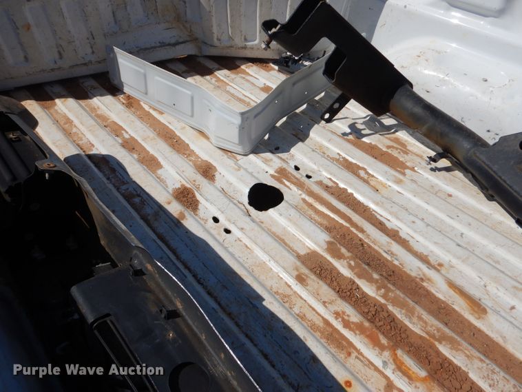 image for item LU9582 (2) GMC Sierra pickup beds