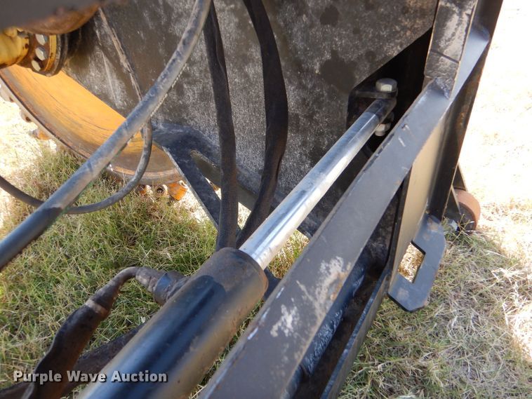 image for item LU9583 Quick Attach 1825RS  skid steer rock saw