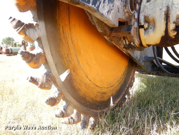 image for item LU9583 Quick Attach 1825RS  skid steer rock saw