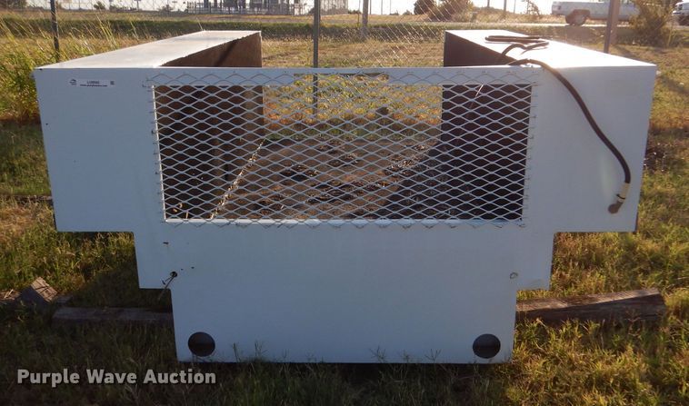 image for item LU9585 Utility bed