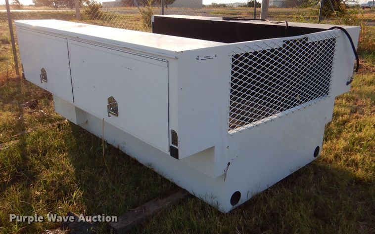 image for item LU9585 Utility bed