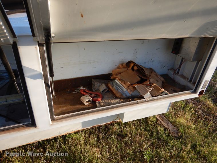 image for item LU9585 Utility bed