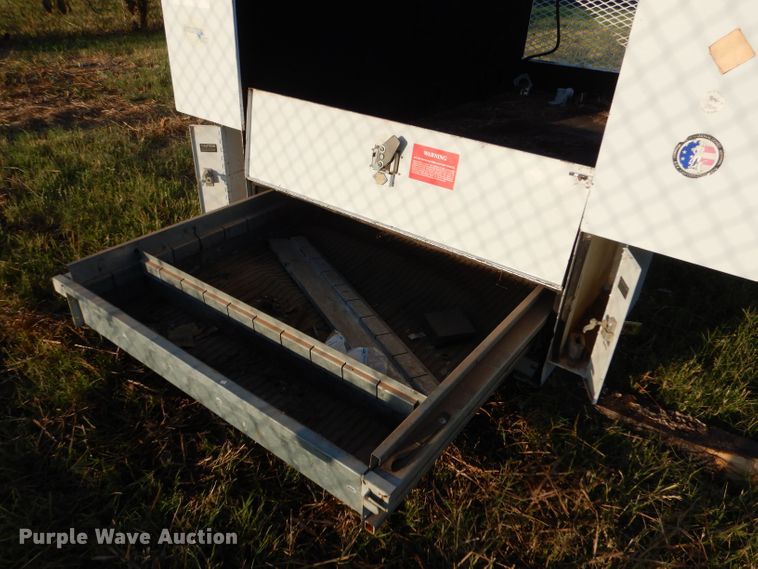 image for item LU9585 Utility bed