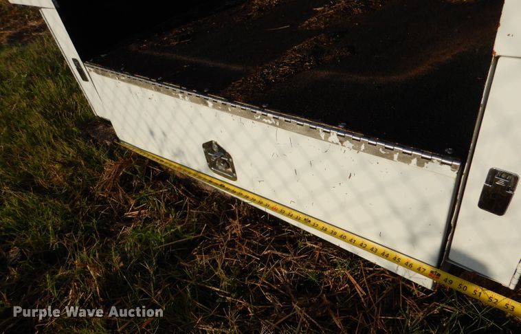 image for item LU9585 Utility bed