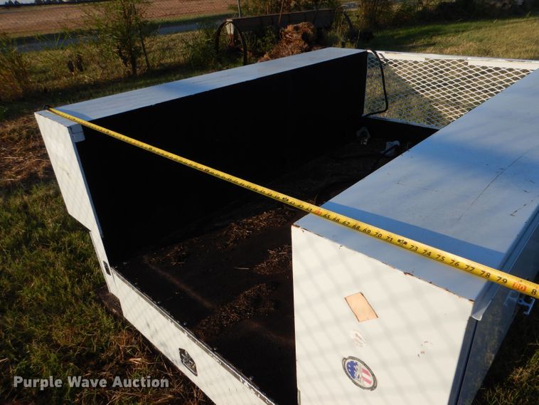 image for item LU9585 Utility bed