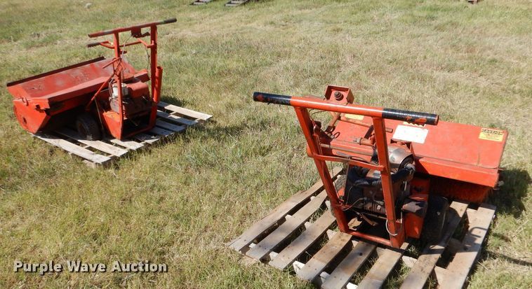 image for item LU9587 (2) brooms