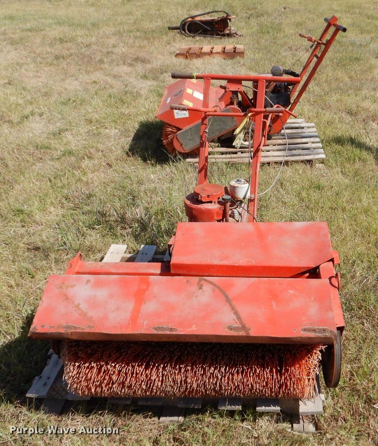 image for item LU9587 (2) brooms