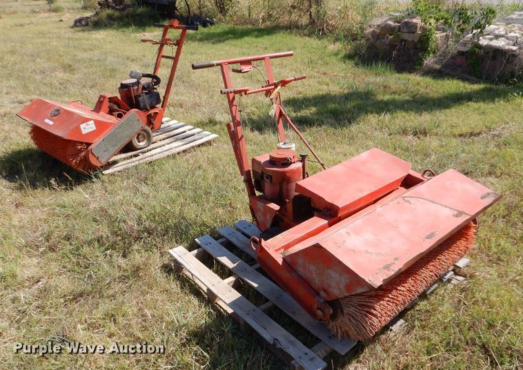 image for item LU9587 (2) brooms