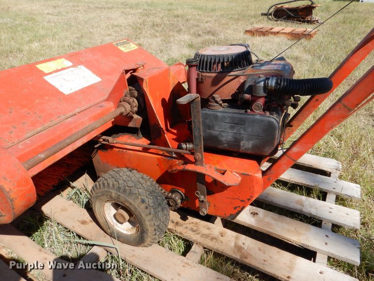 image for item LU9587 (2) brooms