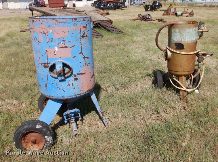 image for item LU9588 (2) Clemco abrasive blast machines