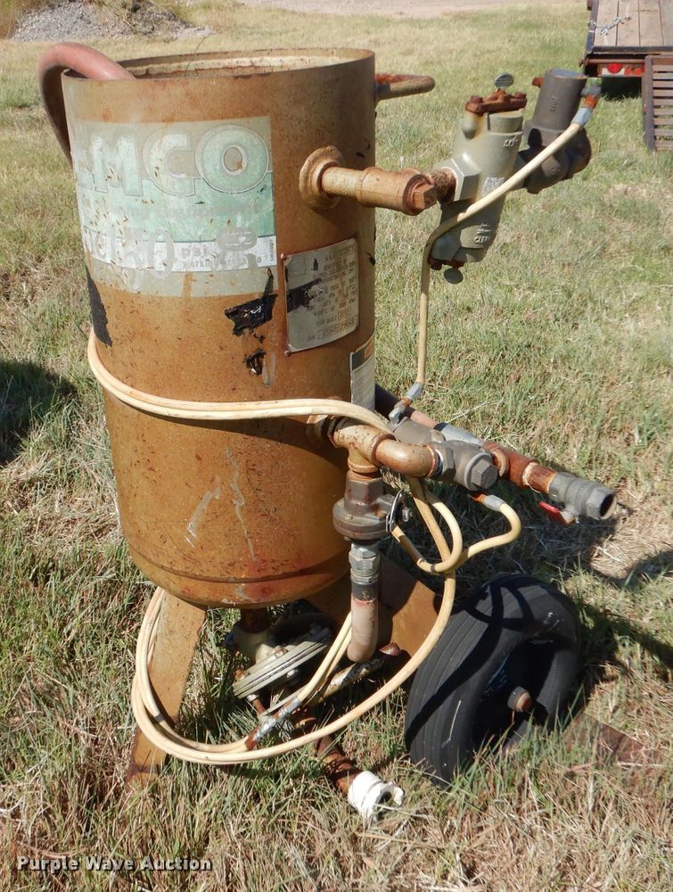 image for item LU9588 (2) Clemco abrasive blast machines