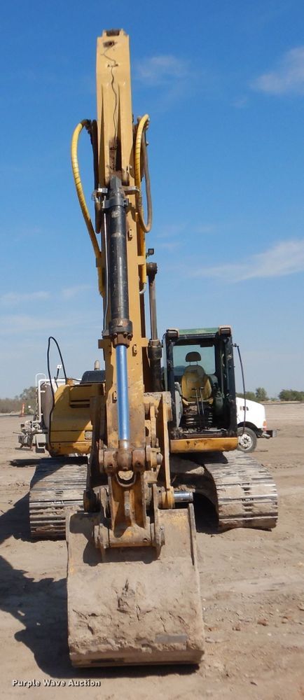image for item LU9593 2007 Caterpillar 324D L  excavator