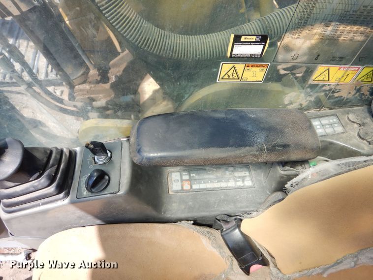 image for item LU9593 2007 Caterpillar 324D L  excavator