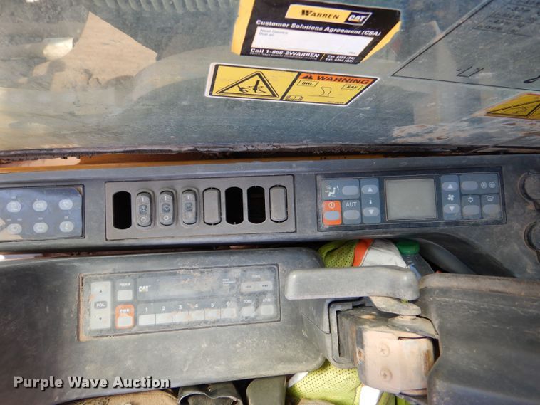 image for item LU9593 2007 Caterpillar 324D L  excavator