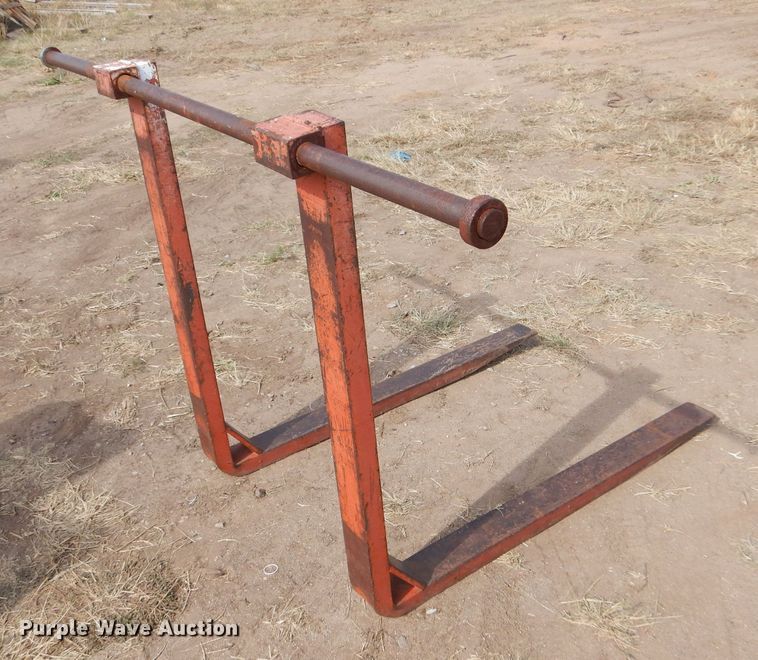 image for item LU9596 44" L forks