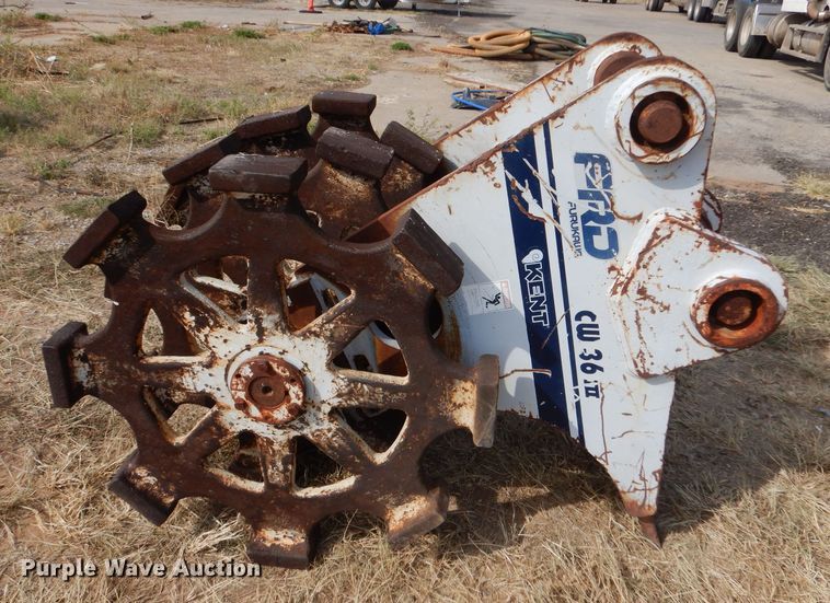 image for item LU9597 FRD Furukawa CW36 III  compaction wheel