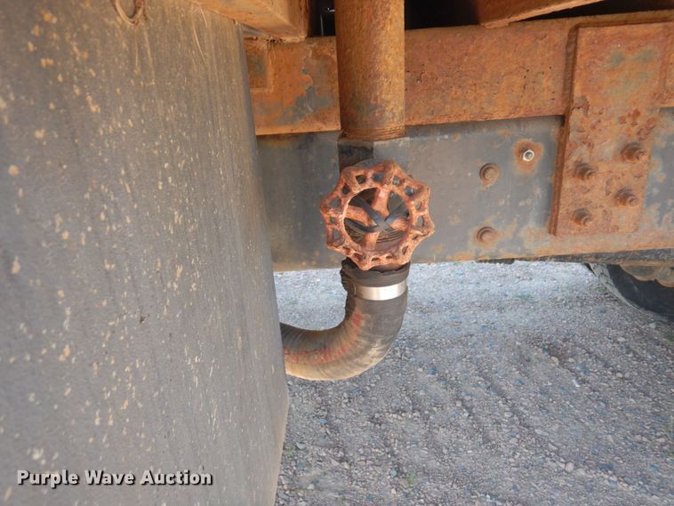 image for item MH9151 2009 International WorkStar 7400  digger derrick truck