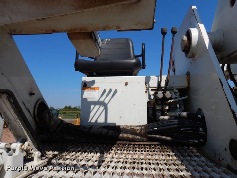 image for item MH9151 2009 International WorkStar 7400  digger derrick truck