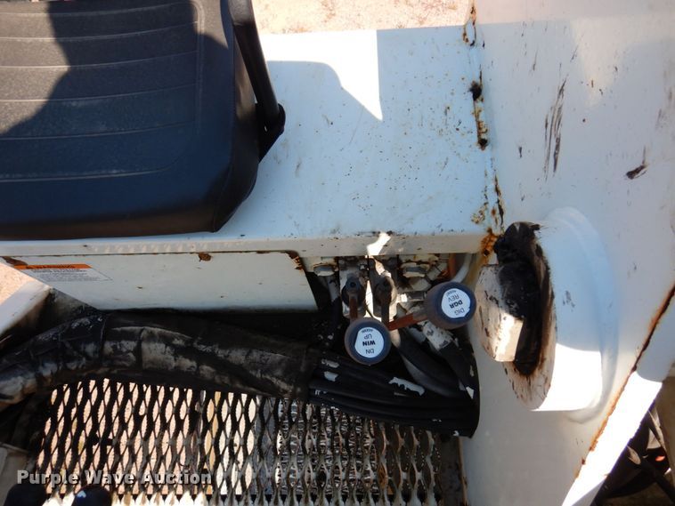 image for item MH9151 2009 International WorkStar 7400  digger derrick truck