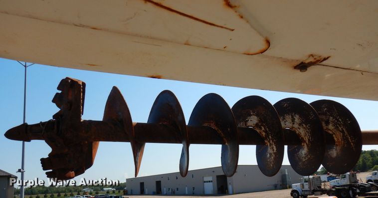 image for item MH9151 2009 International WorkStar 7400  digger derrick truck