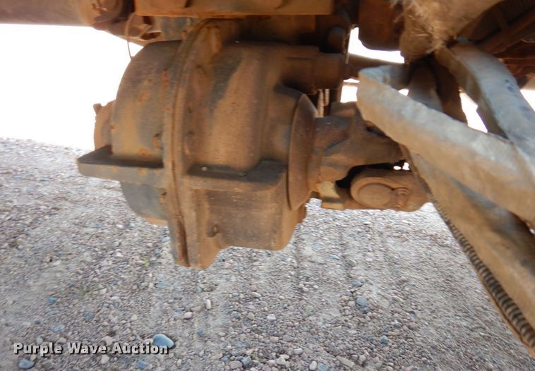 image for item MH9151 2009 International WorkStar 7400  digger derrick truck