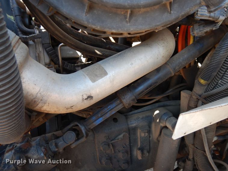 image for item MH9151 2009 International WorkStar 7400  digger derrick truck