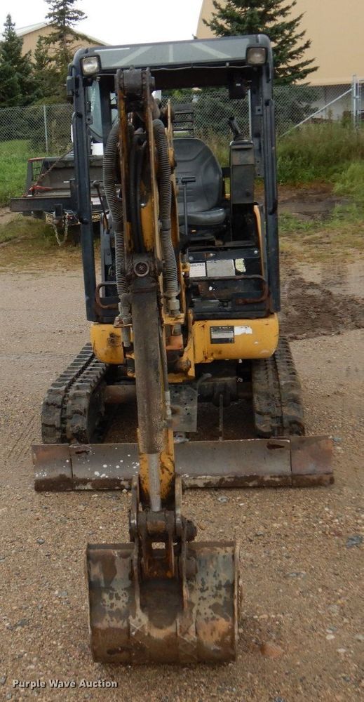 image for item MH9158 2005 Caterpillar 301.8  mini excavator