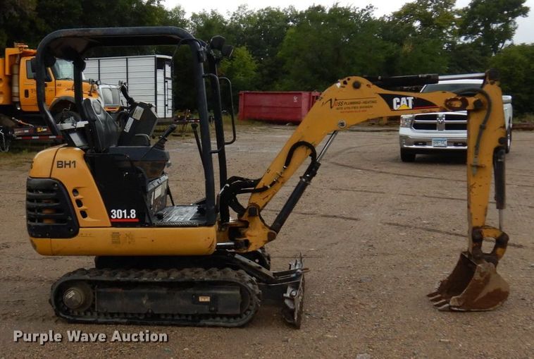 image for item MH9158 2005 Caterpillar 301.8  mini excavator