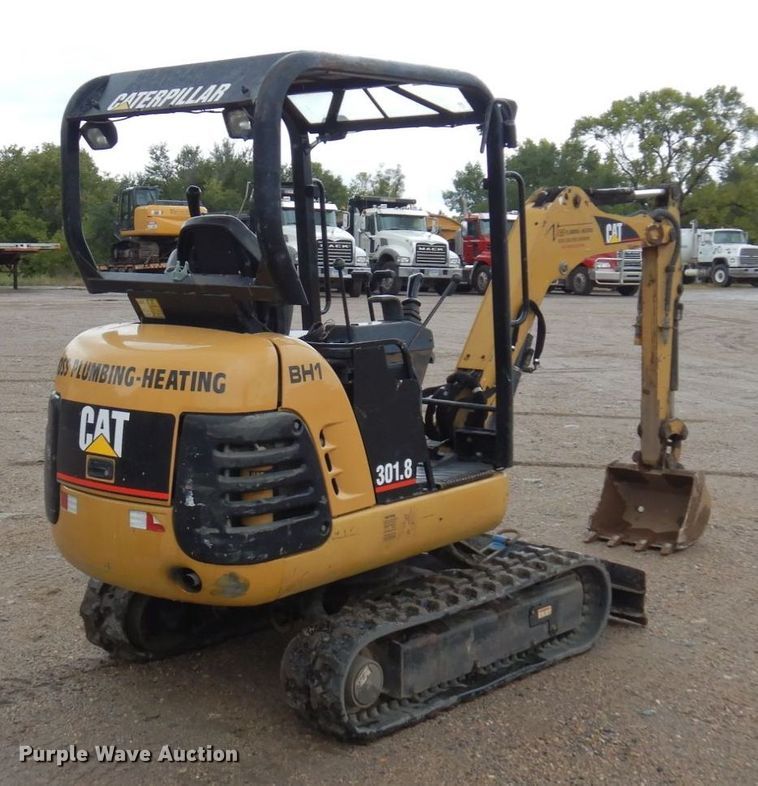 image for item MH9158 2005 Caterpillar 301.8  mini excavator