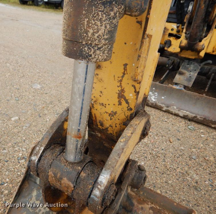 image for item MH9158 2005 Caterpillar 301.8  mini excavator