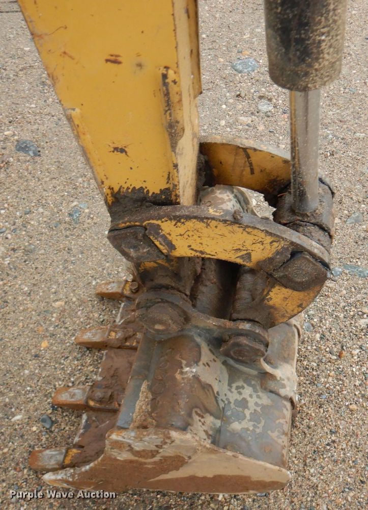 image for item MH9158 2005 Caterpillar 301.8  mini excavator