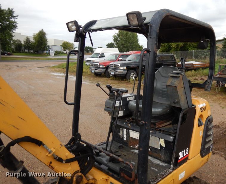 image for item MH9158 2005 Caterpillar 301.8  mini excavator