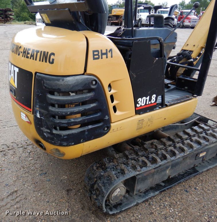 image for item MH9158 2005 Caterpillar 301.8  mini excavator