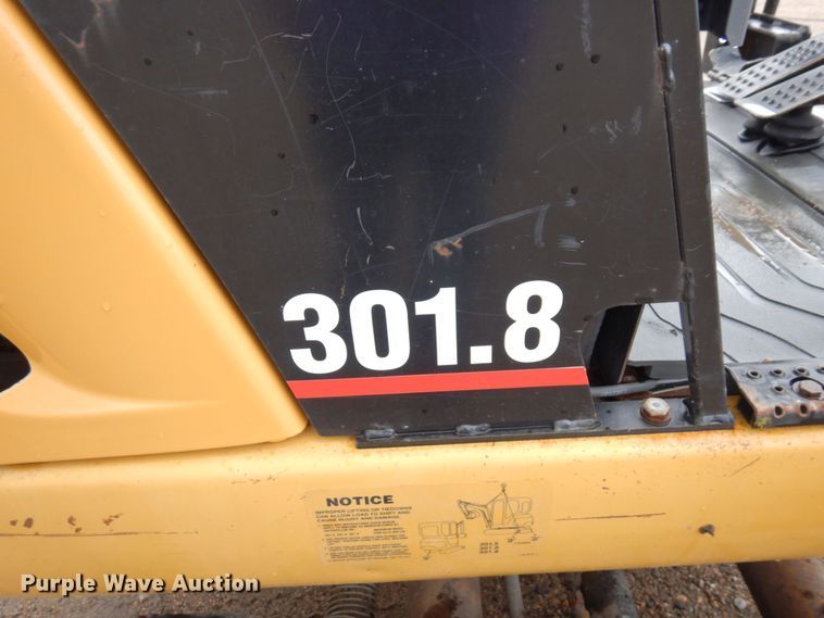 image for item MH9158 2005 Caterpillar 301.8  mini excavator