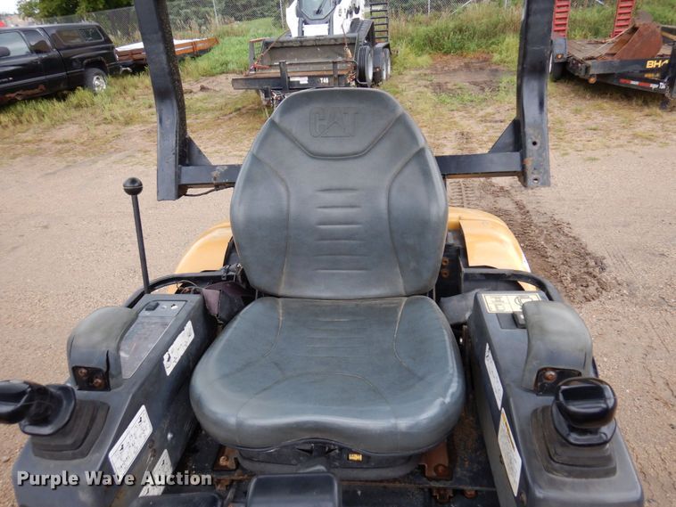 image for item MH9158 2005 Caterpillar 301.8  mini excavator