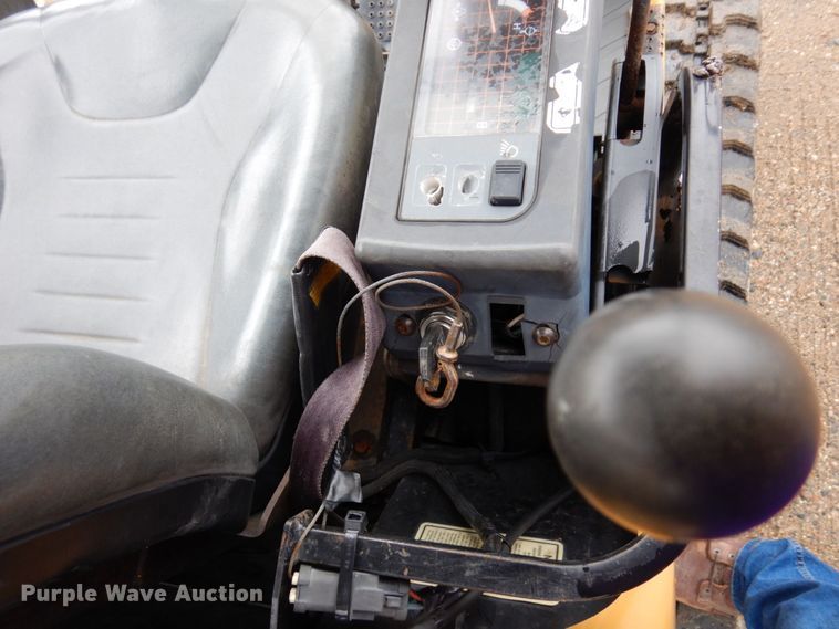 image for item MH9158 2005 Caterpillar 301.8  mini excavator