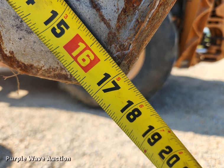 image for item MK9319 2008 Astec Maxi Sneaker D  trencher