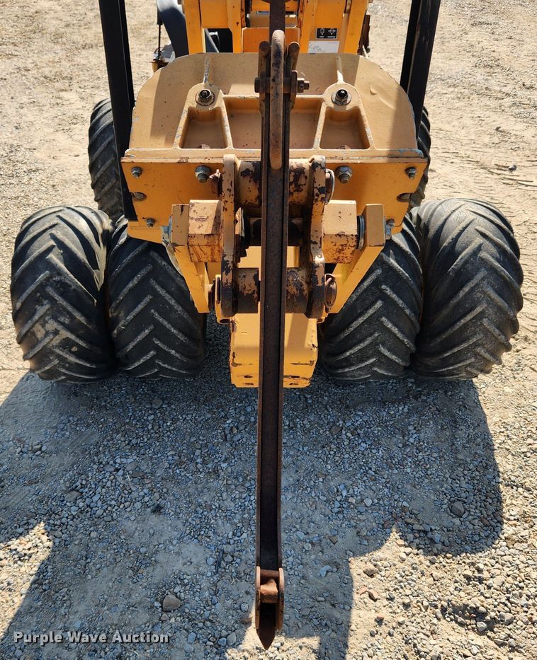 image for item MK9319 2008 Astec Maxi Sneaker D  trencher