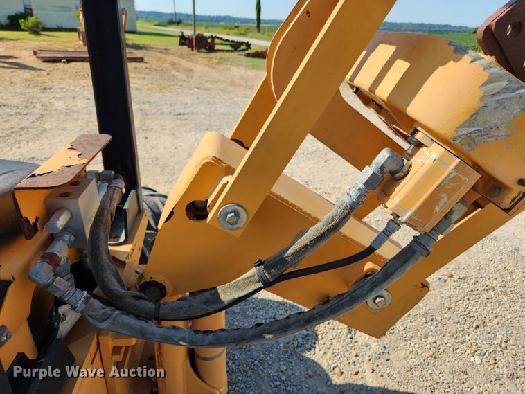 image for item MK9319 2008 Astec Maxi Sneaker D  trencher