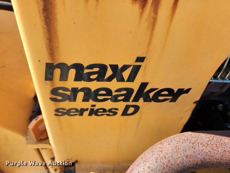 image for item MK9319 2008 Astec Maxi Sneaker D  trencher