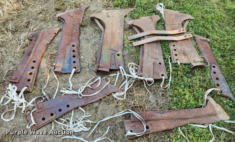 image for item MK9319 2008 Astec Maxi Sneaker D  trencher