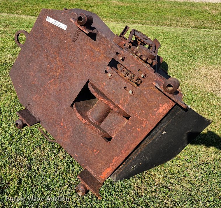 image for item MK9324 Ditch Witch  rock saw